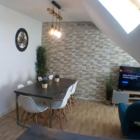 Apartamento Sous Les Toits-hypercentre-pas De Frais De Menage *