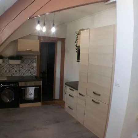 Sous Les Toits-hypercentre-pas De Frais De Menage *
