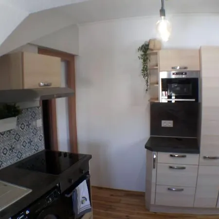 Sous Les Toits-hypercentre-pas De Frais De Menage Apartamento